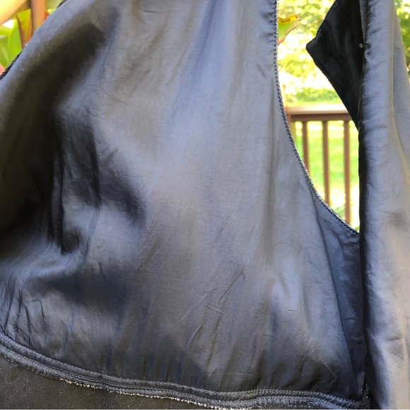 🖤🖤🖤 Black Velvet Jumper with Embellished Bodice 🖤🖤🖤 - Picture 7 of 8